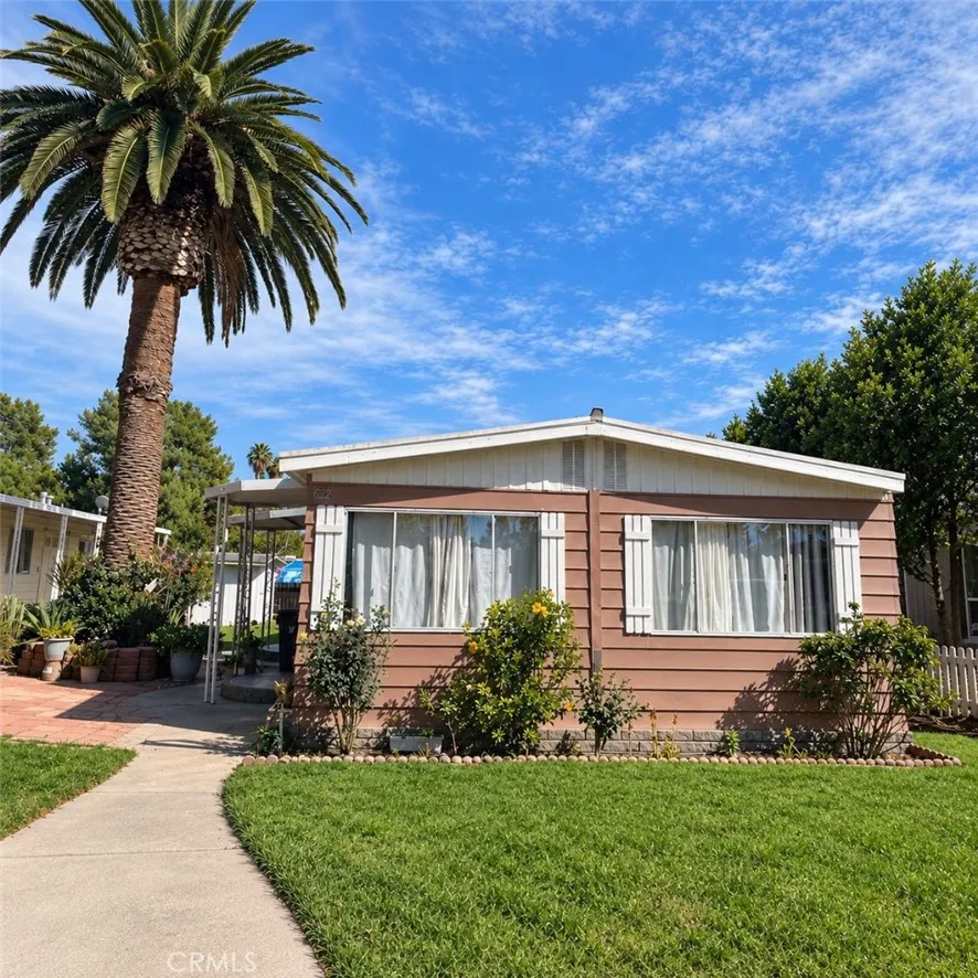 5800 Hamner #632