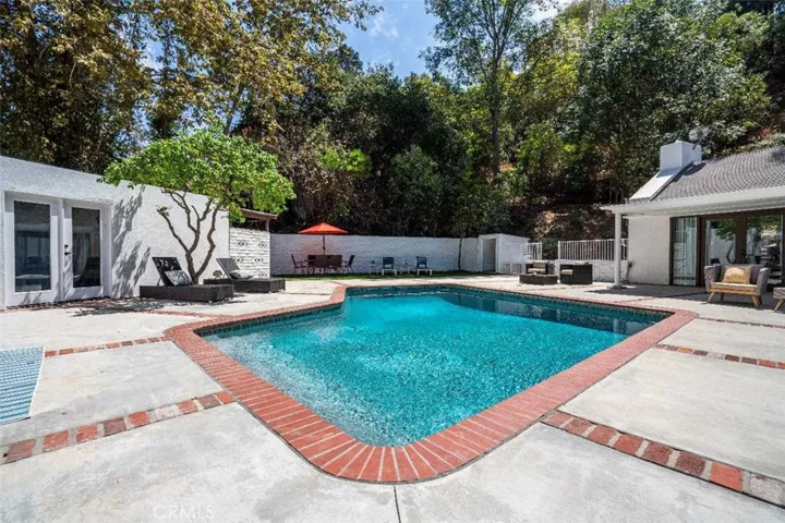 3183 N Laurel Canyon Blvd, Studio City, California 91604 — photo 4