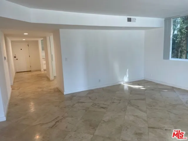 9297 Burton Way 1, Beverly Hills, California 90210 — photo 4