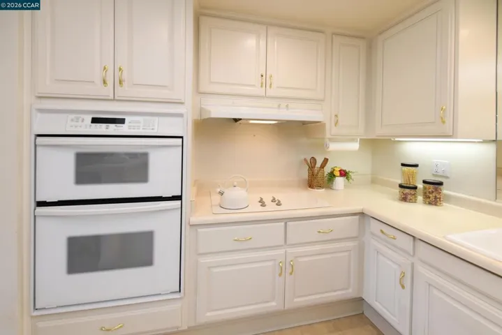 3349 Golden Rain Rd 15, Walnut Creek, California 94595 — photo 5