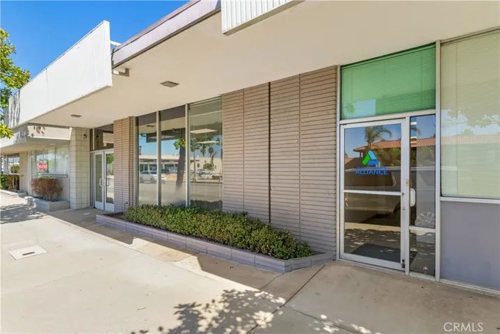 171 W H St, Colton, CA 92324