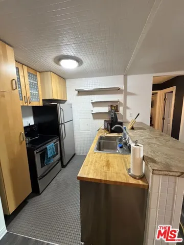 5585 E Pacific Coast Highway, Long Beach, California 90804 — photo 5