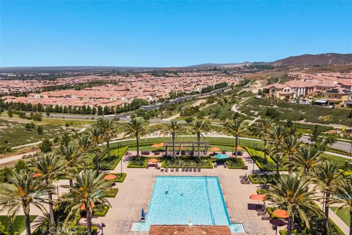 Incredible community amenities.