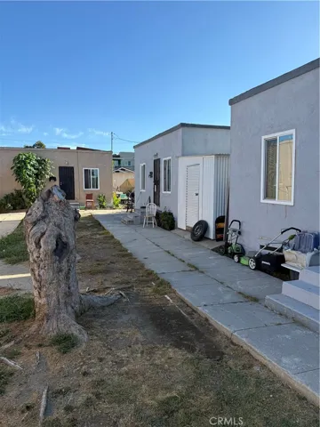 208 E Poplar, Compton, California 90220 — photo 5