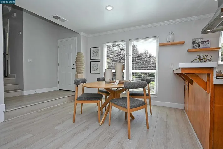 48 Rolling Green Circle, Pleasant Hill, California 94523 — photo 4