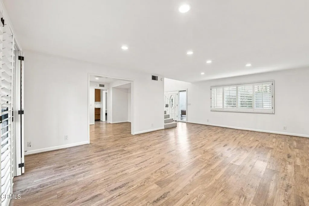 41-web-or-mls-1128-el-monte-dr