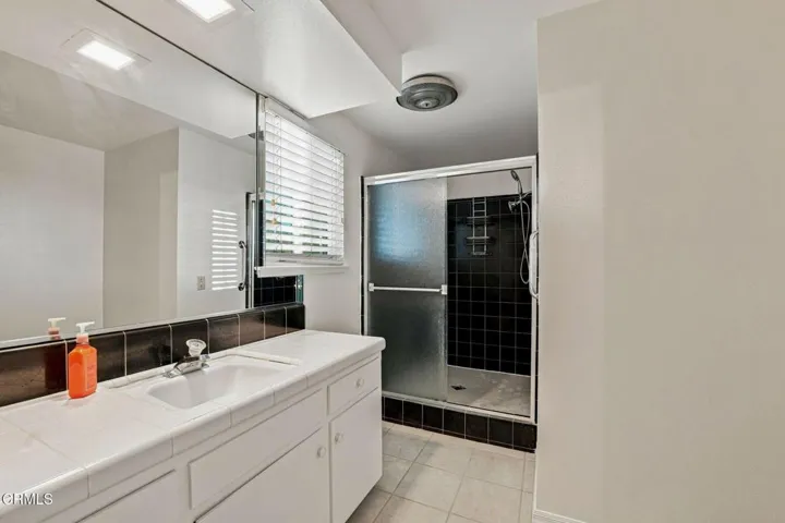32-web-or-mls-1128-el-monte-dr