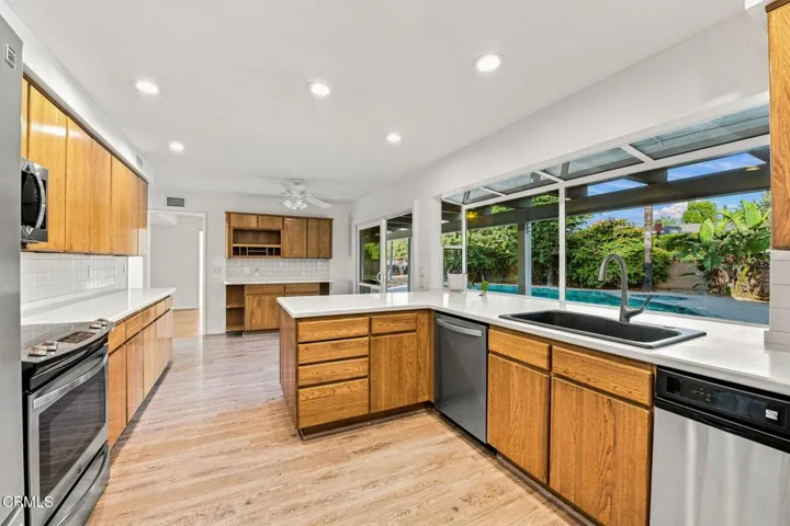 24-web-or-mls-1128-el-monte-dr