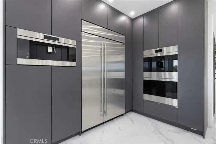 Top of the line appliances in kitchen