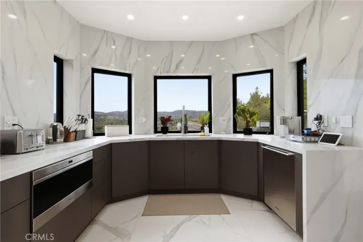 Kitchen and prep area