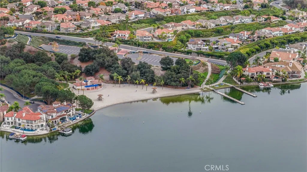 Optional access to Lake Mission Viejo Amenities Optional access to Lake Mission Viejo Amenities