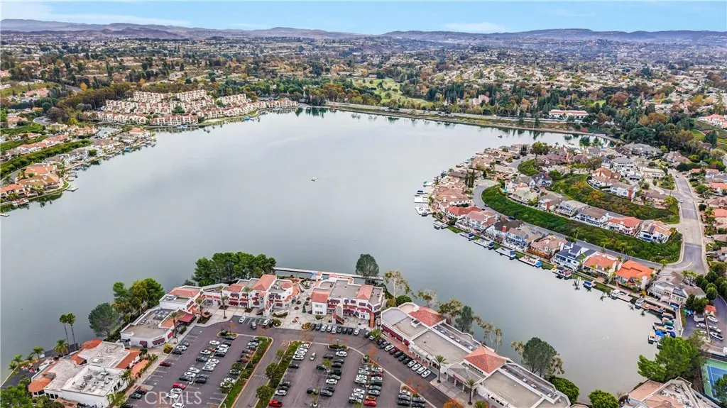 Optional access to Lake Mission Viejo Amenities Optional access to Lake Mission Viejo Amenities