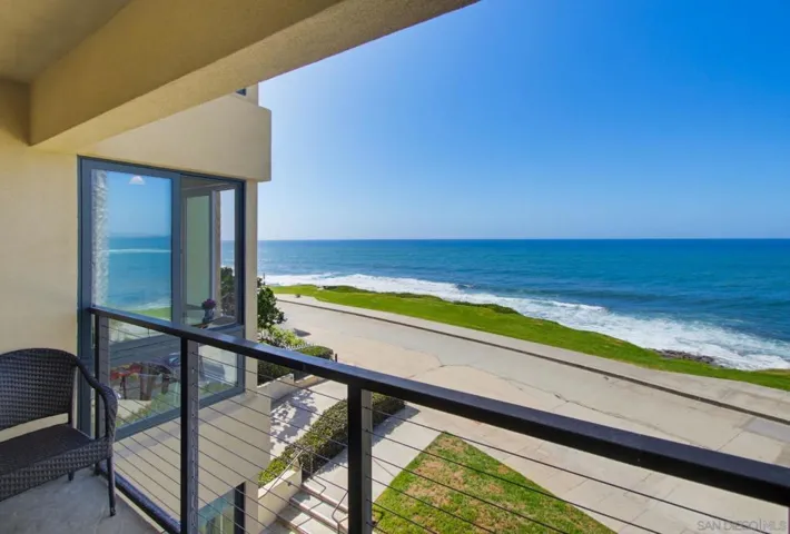 457 Coast #302, La Jolla, California 92037 — photo 5