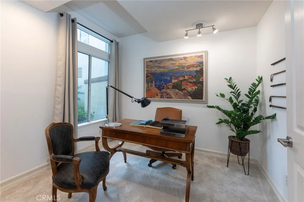 Guest bed and/or office option on first level
