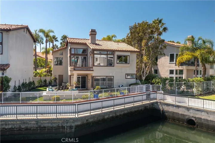 Unique and Large 19ft Setbacks on both sides offer privacy and expansive views of the water and park