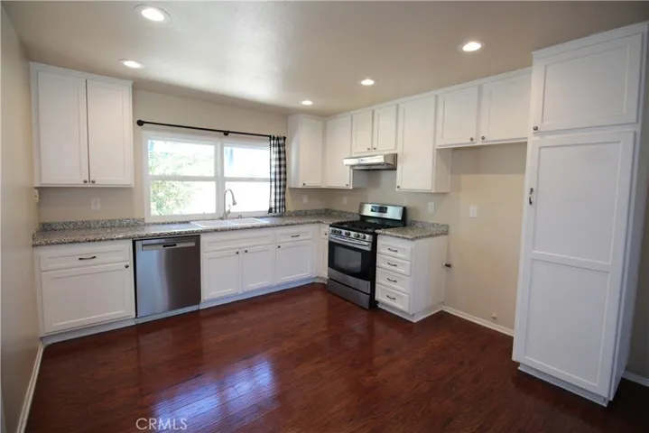 23603 Bajada Drive, Valencia, California 91355 — photo 5