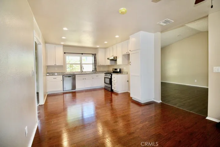 23603 Bajada Drive, Valencia, California 91355 — photo 4