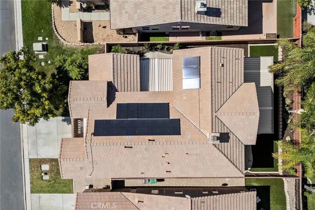 SOLAR PANELS SOLAR PANELS