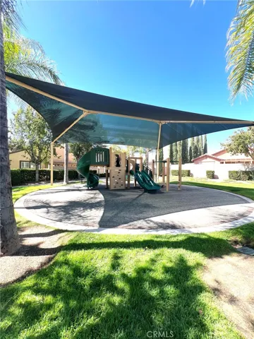 PLAYRGROUNDS