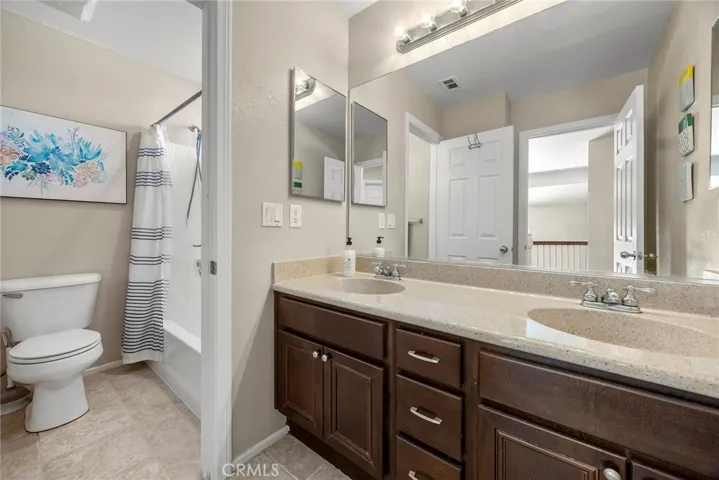 UPSTAIRS HALL BATHROOM #2 - ALSO DOUBLE SINKS