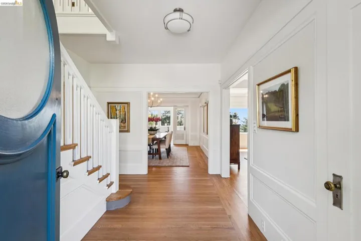 6115 Ocean View Dr, Oakland, California 94618 — photo 4
