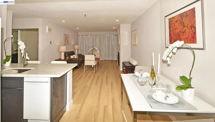 303 Adams St 109, Oakland, California 94610 — photo 4