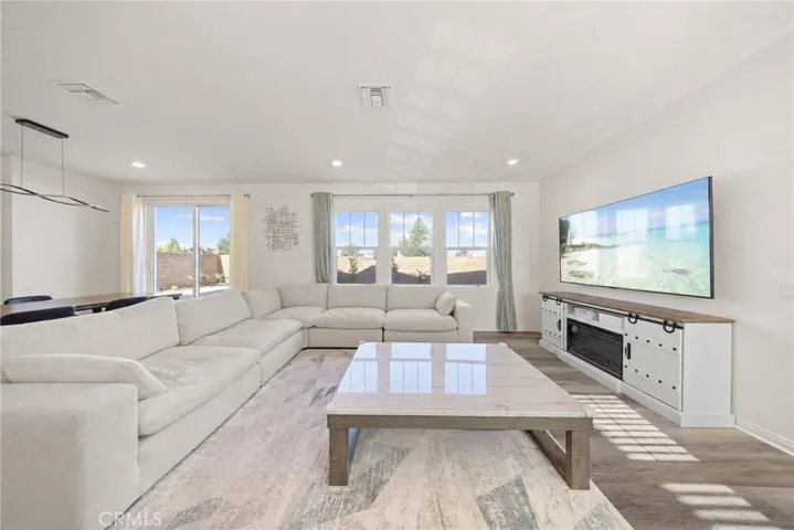 4335 S Amherst, Ontario, California 91761 — photo 4