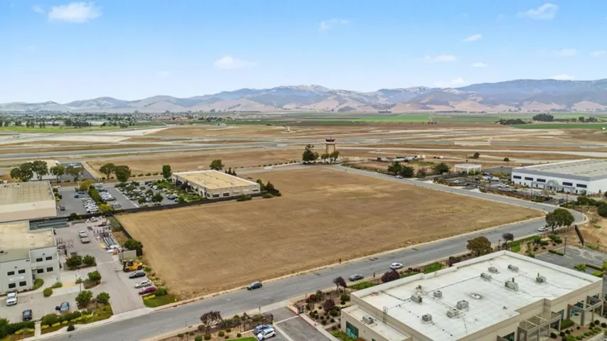 La Guardia Street, Salinas, California 93905 — photo 5