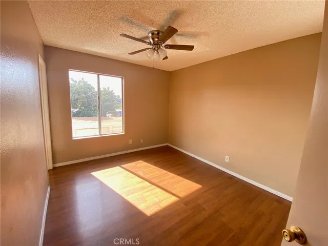 1025 Gaviota Avenue, Long Beach, California 90813 — photo 5