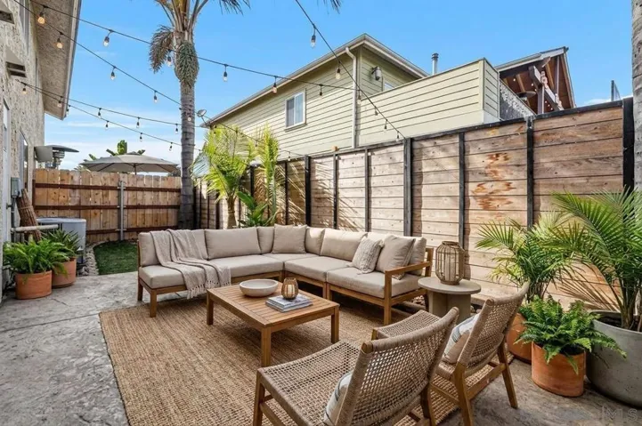 https://zimg.paragon.ice.com/ParagonImages/Property/PA/SDMLS/260022060/14/533/400/722ec003b6712029da7eb0058114a03b/3/b9d9cbbbfe4f421464131a630e999767/260022060-44477617-67df-42d2-a1c2-b820130767ac.JPG