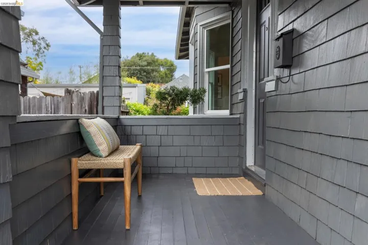 452 44th St, Oakland, California 94609 — photo 5