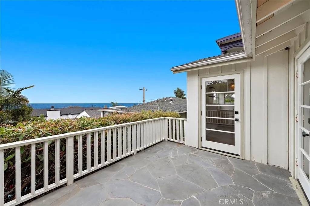 31907 Crestwood Place, Laguna Beach, California 92651 — photo 4