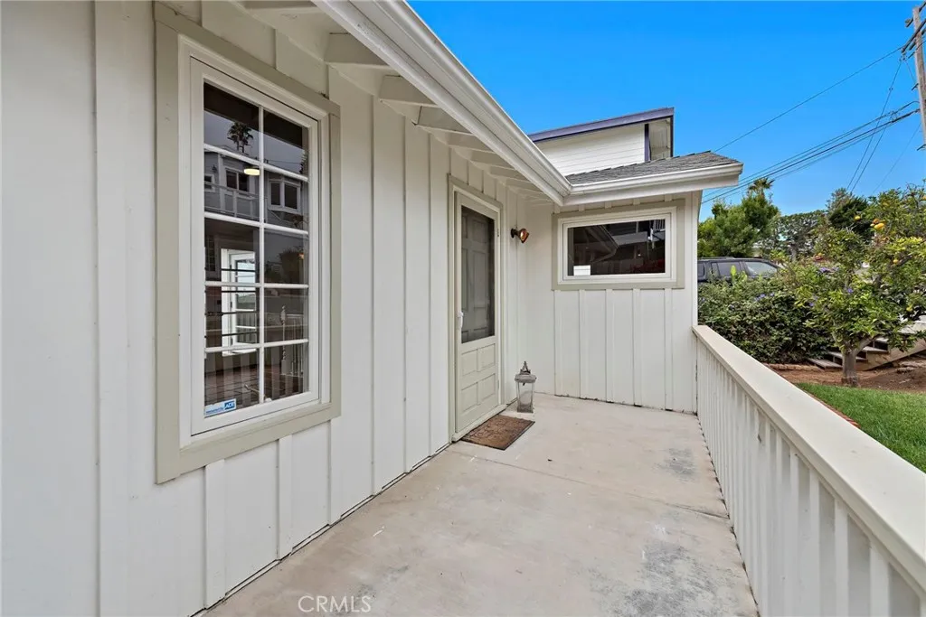 31907 Crestwood Place, Laguna Beach, California 92651 — photo 5