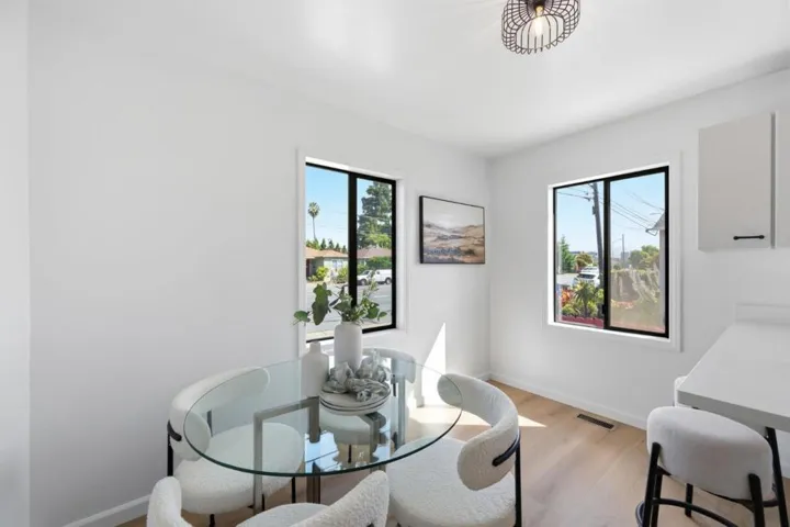 114 E Hillsdale Boulevard, San Mateo, California 94403 — photo 5
