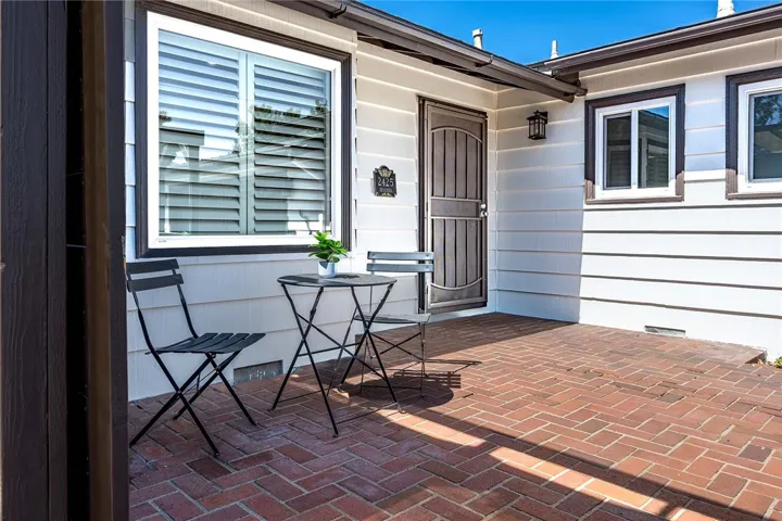 2425 Heather, Long Beach, California 90815 — photo 4