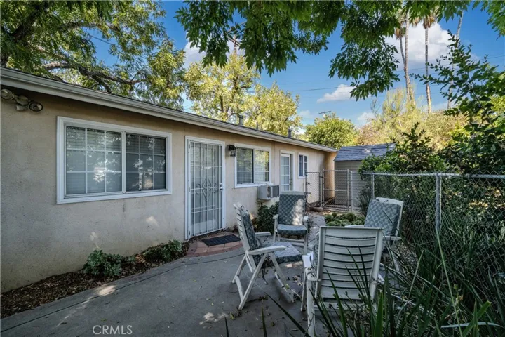 Guest House Front Patio