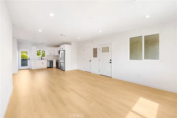 4038 1/4 Somers, Los Angeles, California 90065 — photo 4