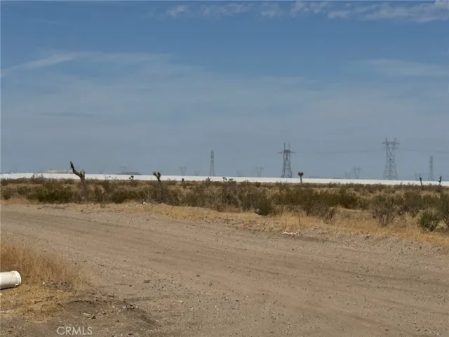 10501 Holly Road, Adelanto, California 92301 — photo 5
