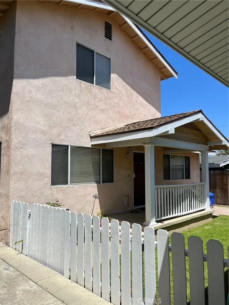 Front of House (front lawn and front porch)