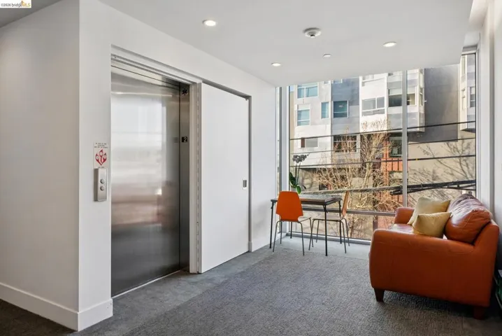 6465 San Pablo Ave 203, Oakland, California 94608 — photo 4