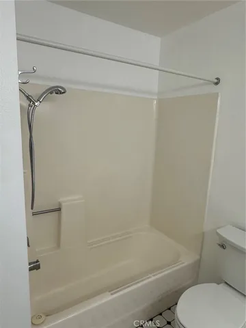 Hall/Guest Bath