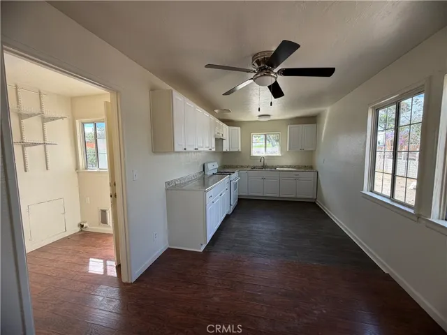 1400 Nancy Street, Barstow, California 92311 — photo 5