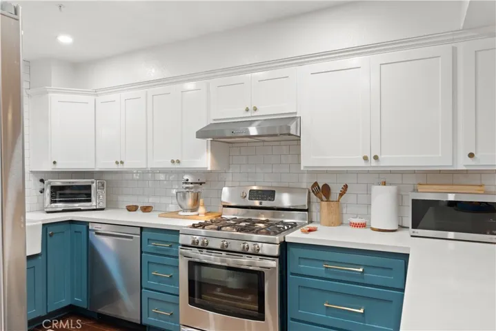 1050 Seco 102, Pasadena, California 91103 — photo 4
