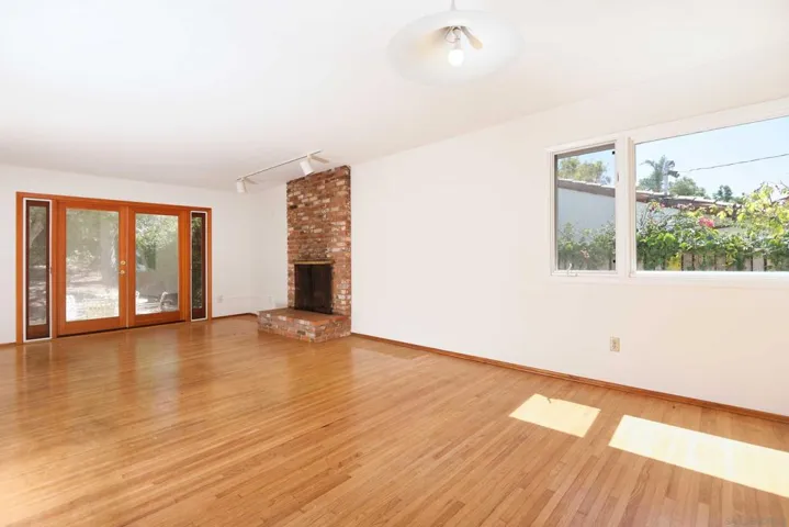 6381 Castejon, La Jolla, California 92037 — photo 5