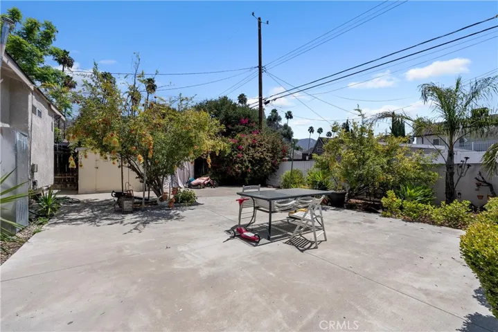 2nd unit backyard
