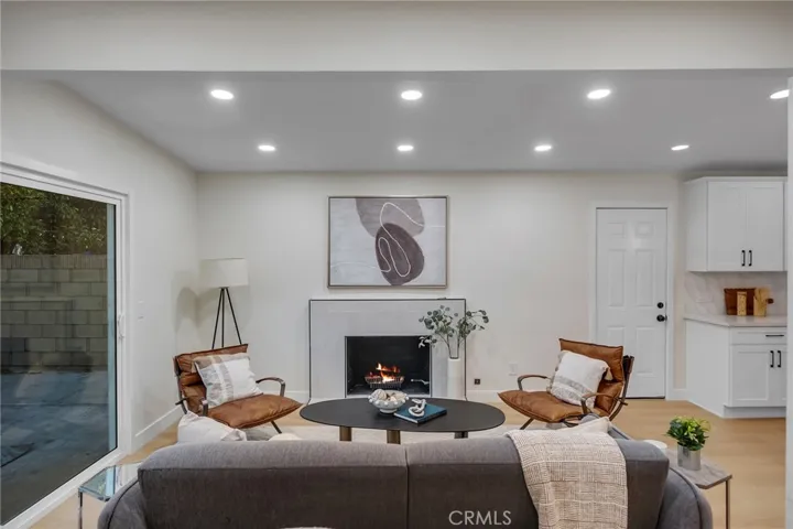2325 S Shelton, Santa Ana, California 92707 — photo 5