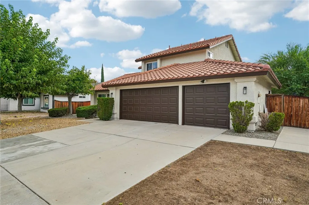 12549 Cobalt Road, Victorville, California 92392 — photo 4