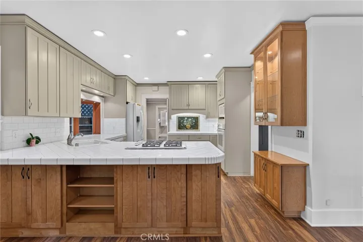 Kitchen Counter