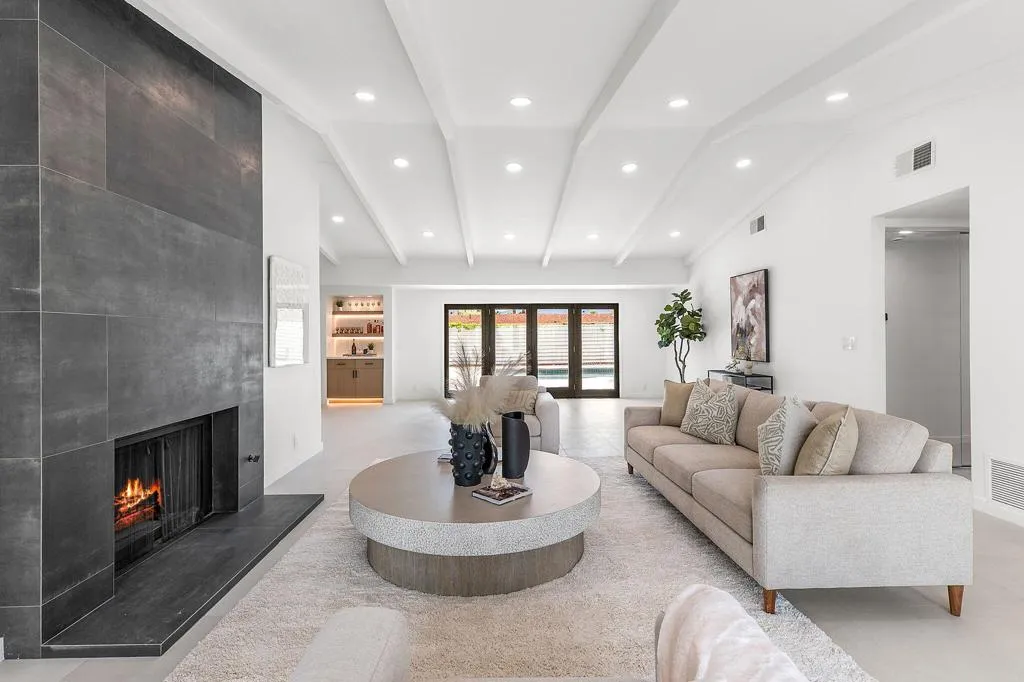 14-web-or-mls-P2611946 14-web-or-mls-P2611946