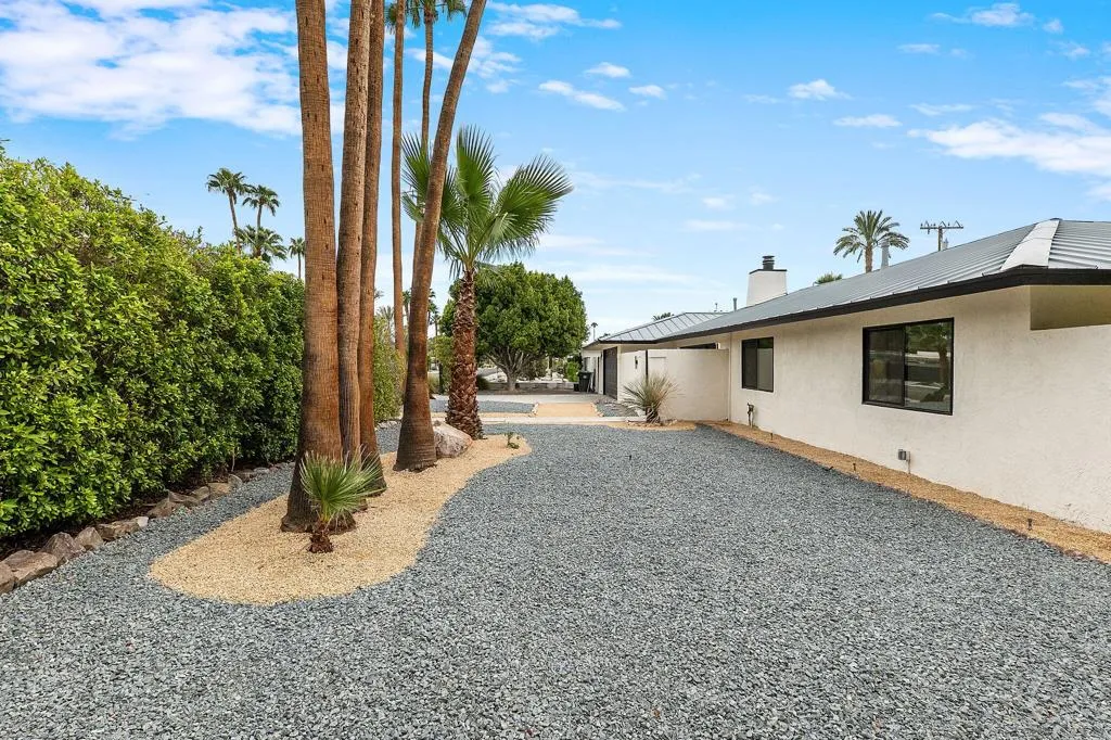 8-web-or-mls-P2622343 8-web-or-mls-P2622343